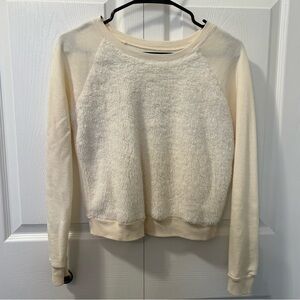 Hollister Off-White Women's Crew Neck Sweater
